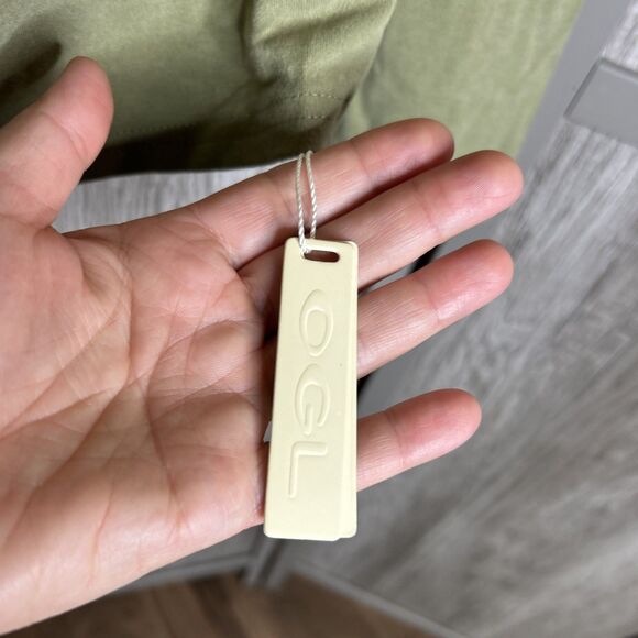 OGL Top Size 2XL Built In Padded Bra Long Sleeve Green Color NWT - Picture 3 of 5